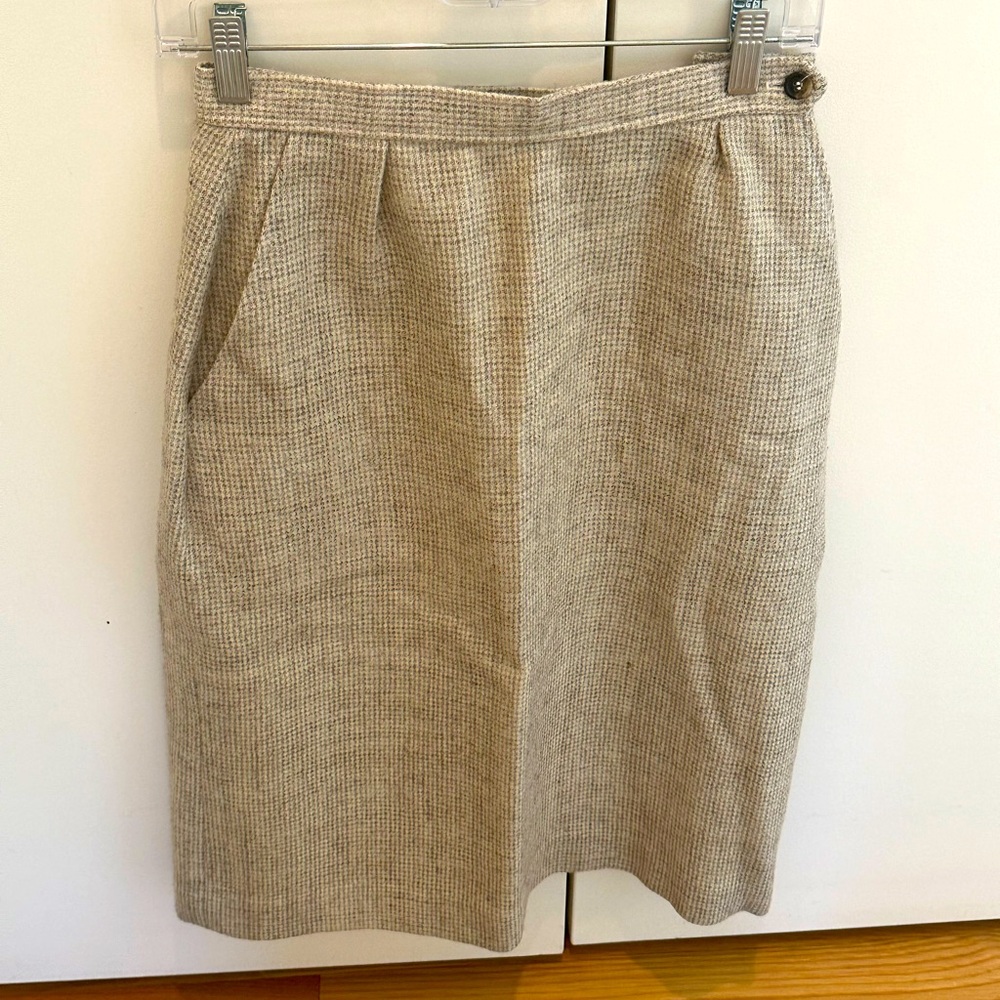 Neutral tweed Pencil Skirt